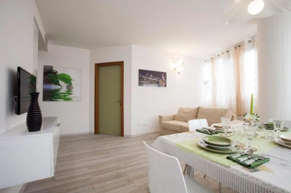 Residence Ferrucci Prato  Aparthotel Prato (Prato)